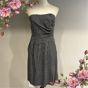 Outback Red strapless‎ knee length dress size 10